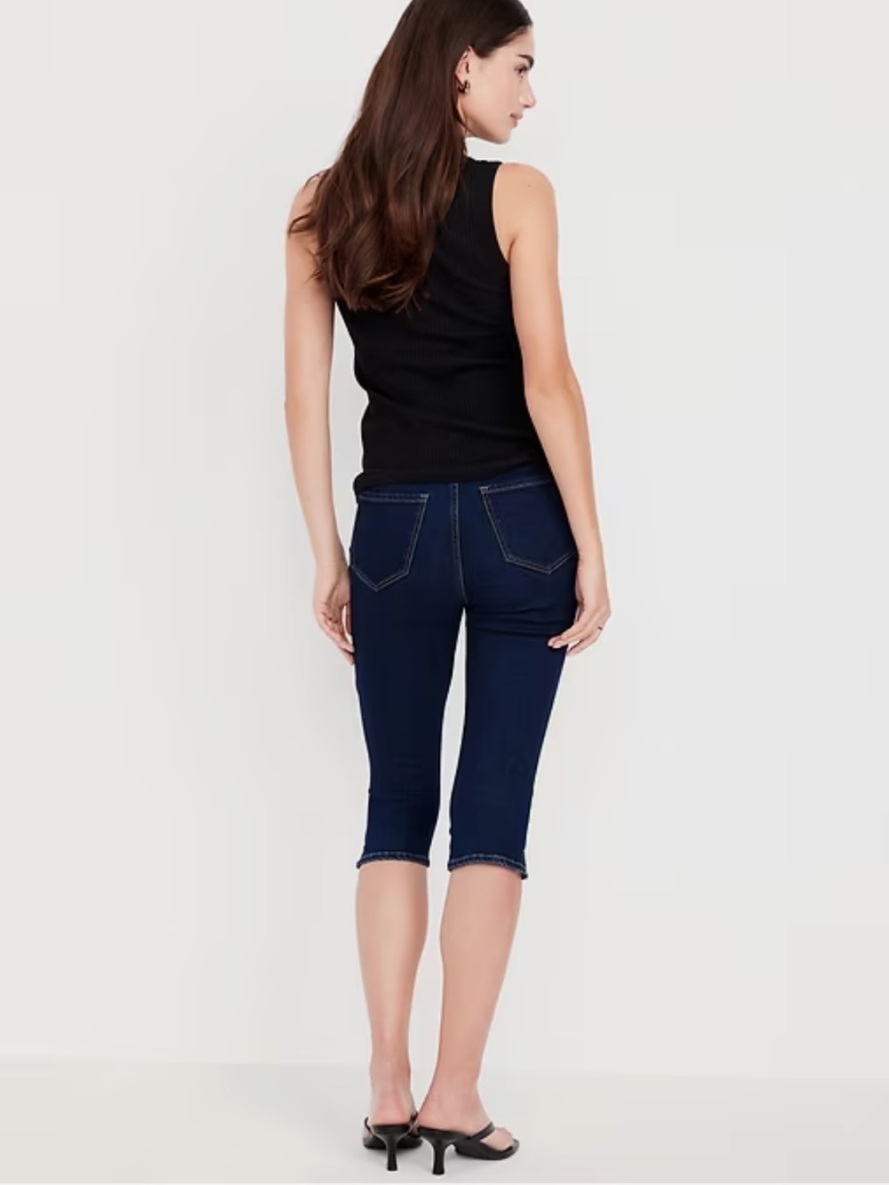💙Old Navy // High Rise Capri💙 - Picture 6 of 6